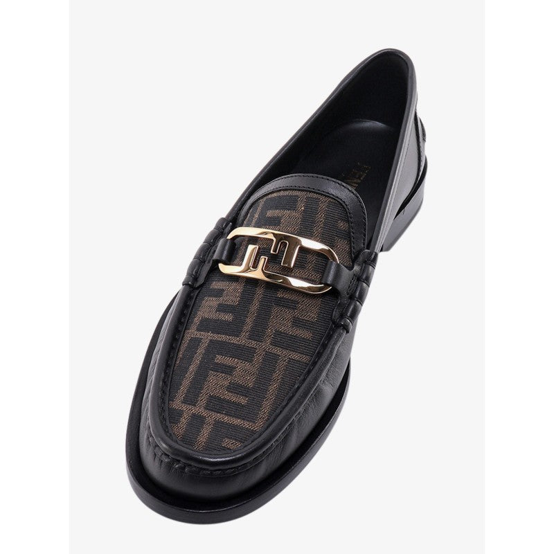 Fendi – Mocassini in Pelle con Inserto FF e Dettaglio O’Lock – Nero