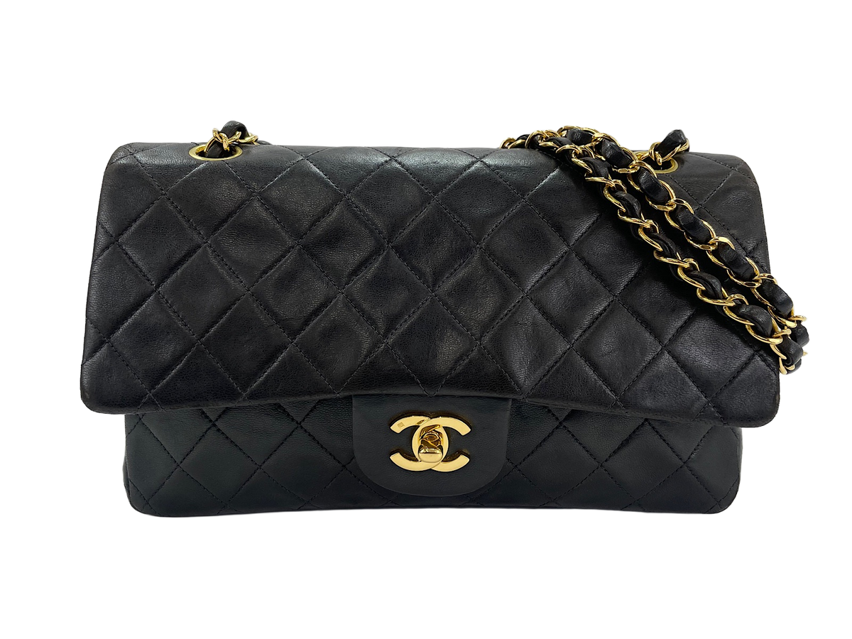 Chanel Matelassé Flap con catena