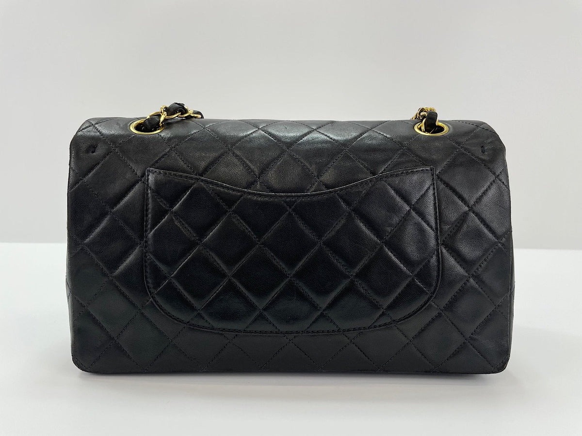 Chanel Matelassé Flap con catena
