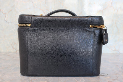 Chanel Vanity Case CC Vintage - Etoilux