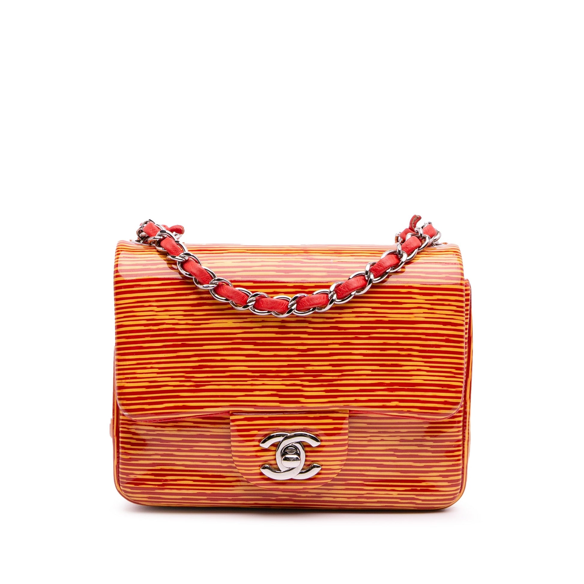 Chanel Classic Flap - Etoilux