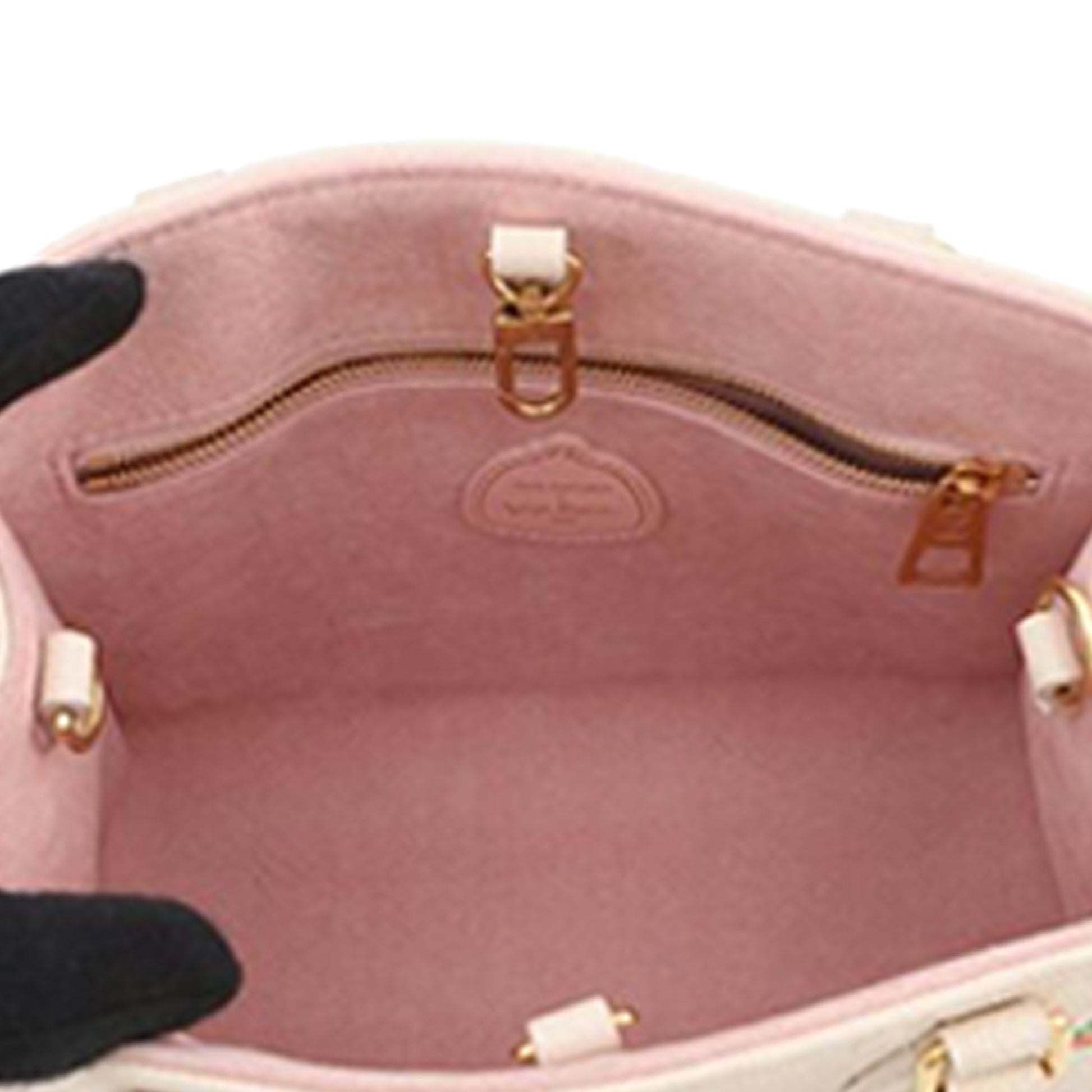 Louis Vuitton Onthego PM Monogram Empreinte Yayoi Kusama 2023 – Size PM - Etoilux