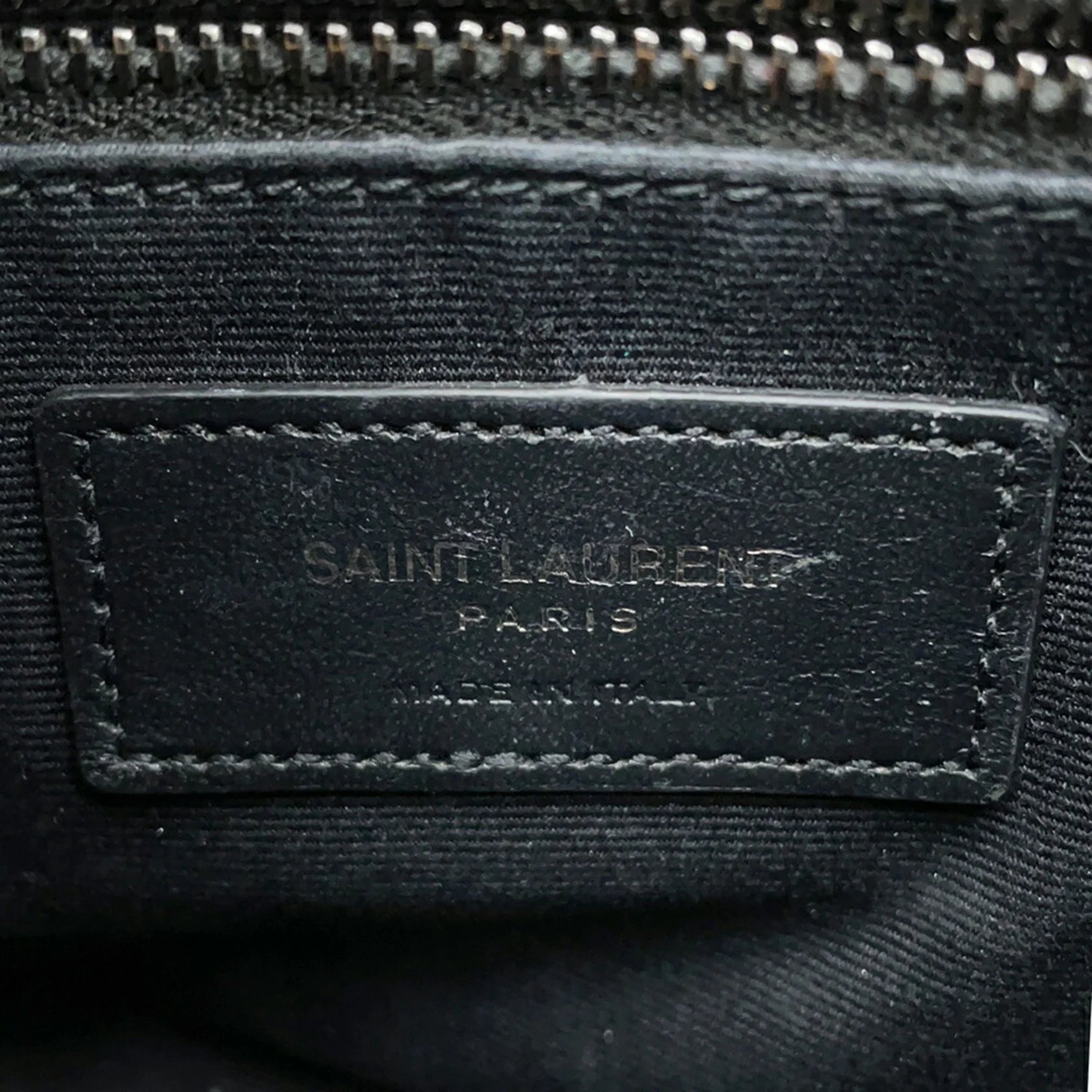 Saint Laurent Borsa a tracolla con catena Saint Laurent Niki in pelle SAINT LAURENT PARIS Nero - Etoilux