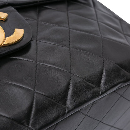 Chanel Maxi XL Single Flap in Pelle di Agnello – Nero (1994 - 1996) - Etoilux