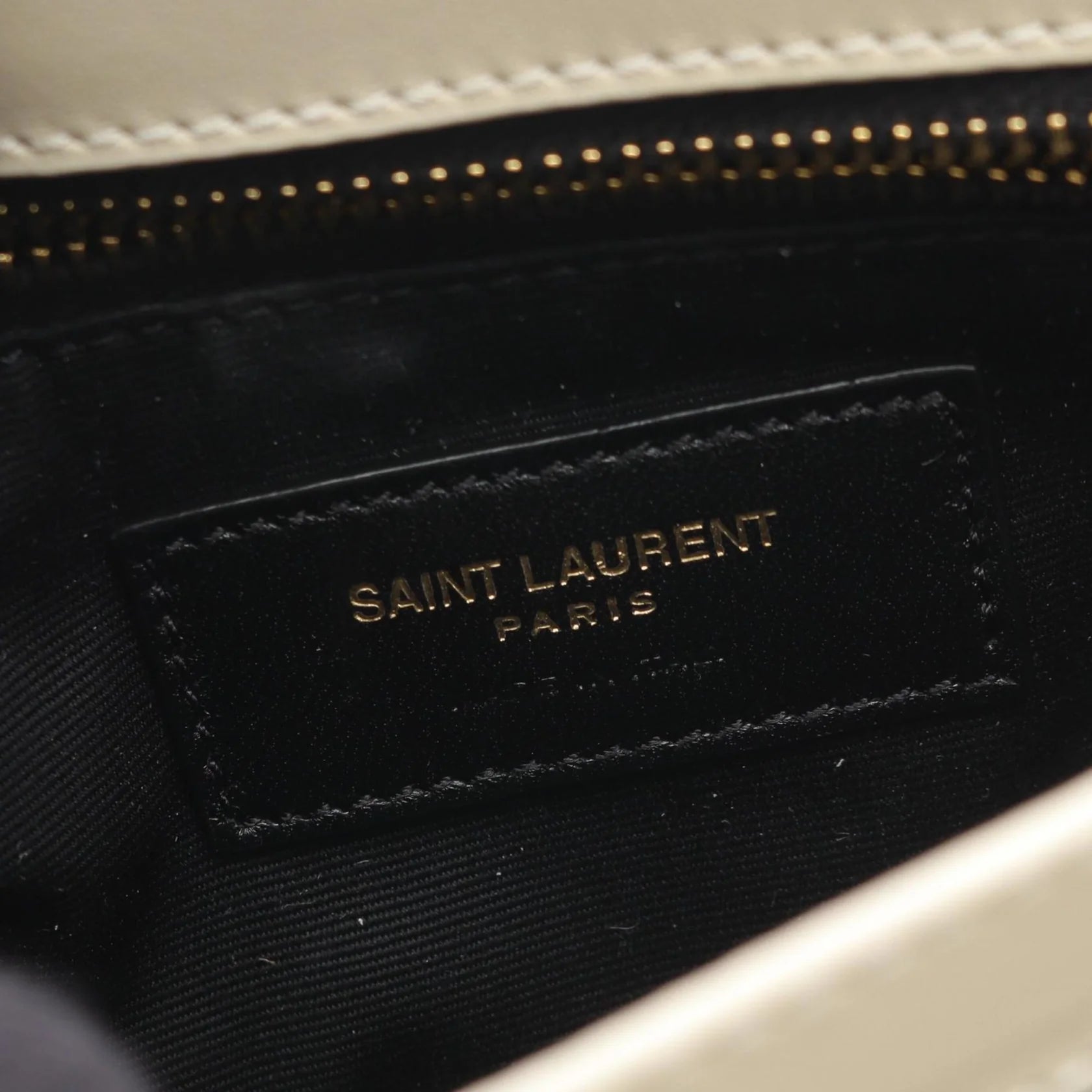 Saint Laurent LouLou Toy in pelle trapuntata avorio - Etoilux