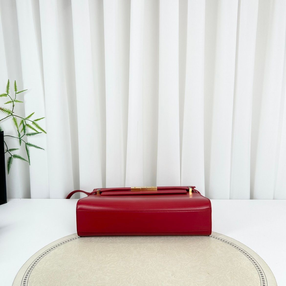 Saint Laurent Paris – Manhattan Shoulder Bag in Smooth Leather Rosso - Etoilux