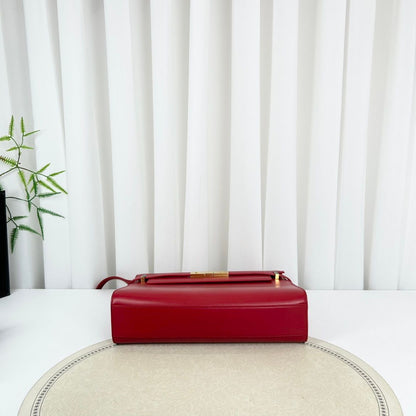 Saint Laurent Paris – Manhattan Shoulder Bag in Smooth Leather Rosso - Etoilux