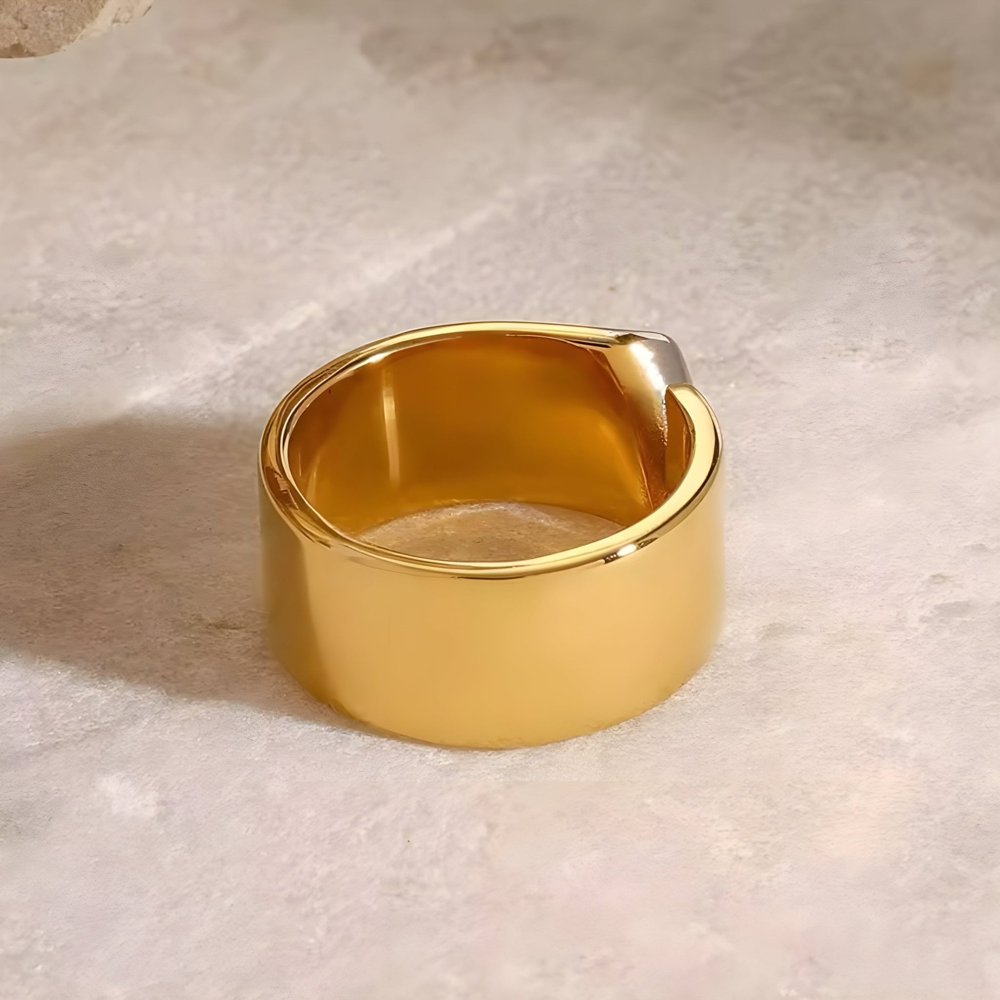 BEHI CHARLOTTE RING - Etoilux