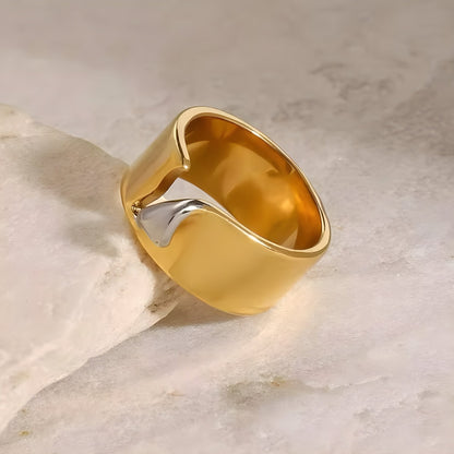 BEHI CHARLOTTE RING - Etoilux
