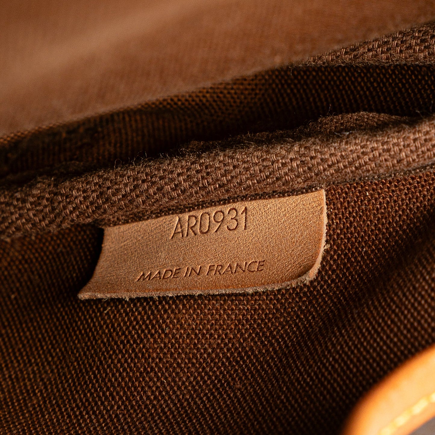 Louis Vuitton – Saumur 25 Monogram (1991) – AR0931 - Etoilux