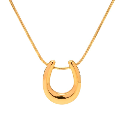 BEHI HORSESHOE NECKLACE - Etoilux