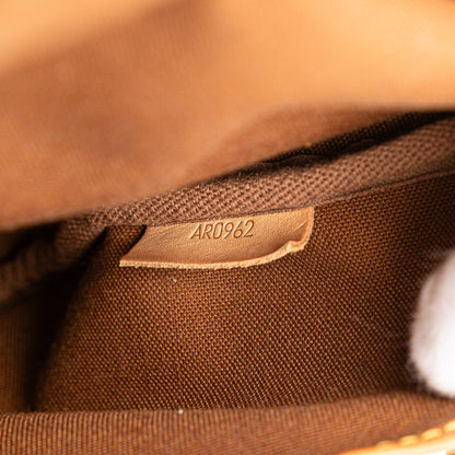 Louis Vuitton Saumur 30 Monogram Canvas – 1992 - Etoilux