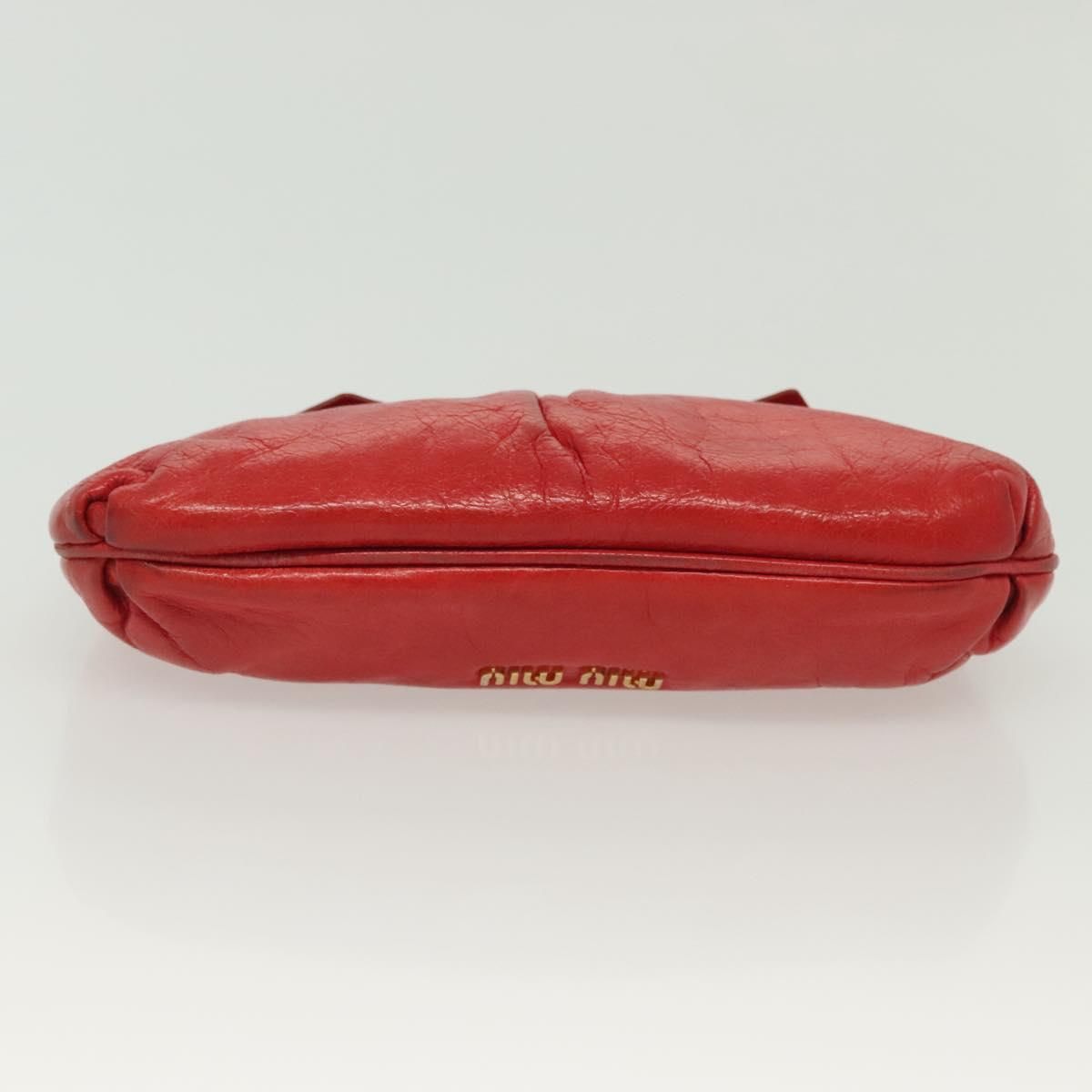 Miu Miu – Pouch in Pelle Rossa con Fiocco e Dettagli Dorati - Etoilux