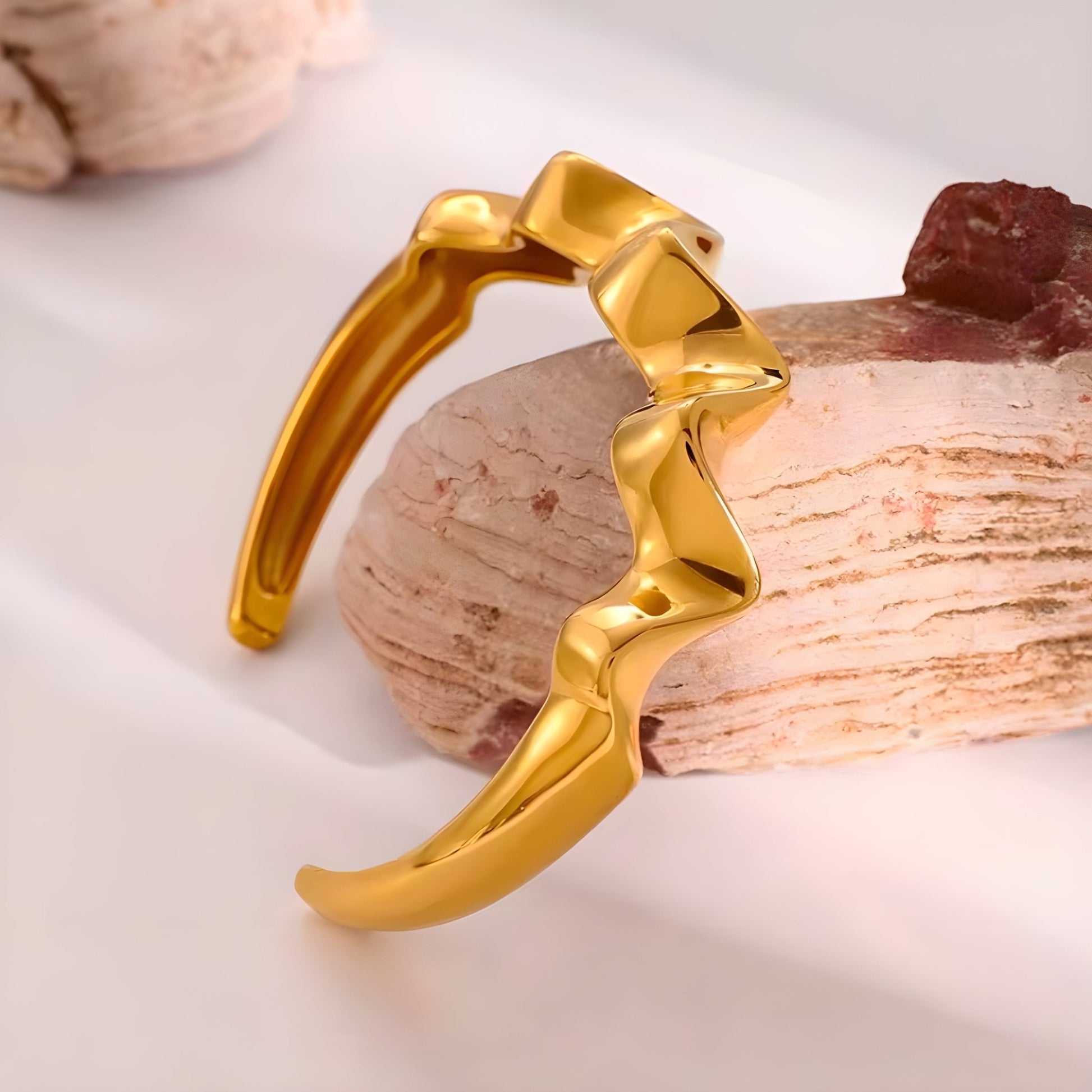 BEHI ROMANCE BRACELET - Etoilux