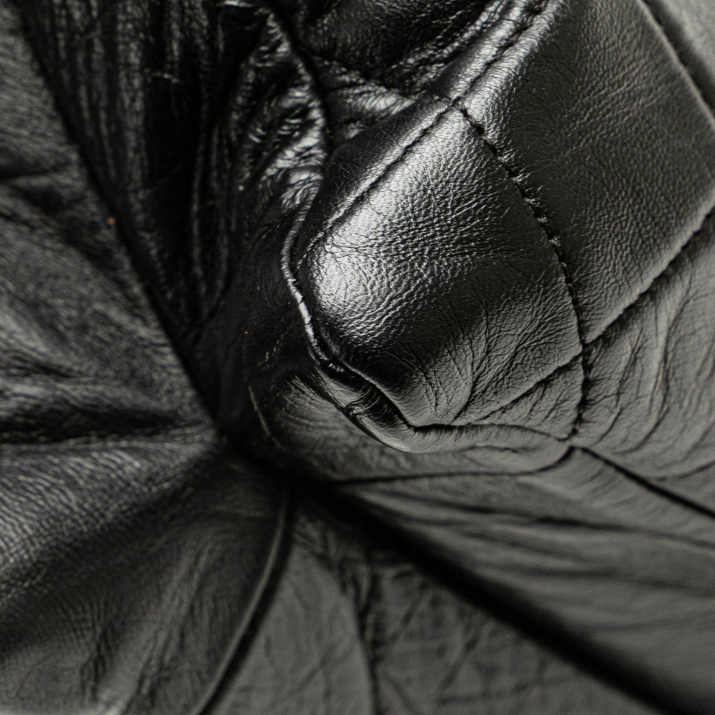 Chanel Quilted Lambskin Padded Envelope – Nero – 2006/08 - Etoilux