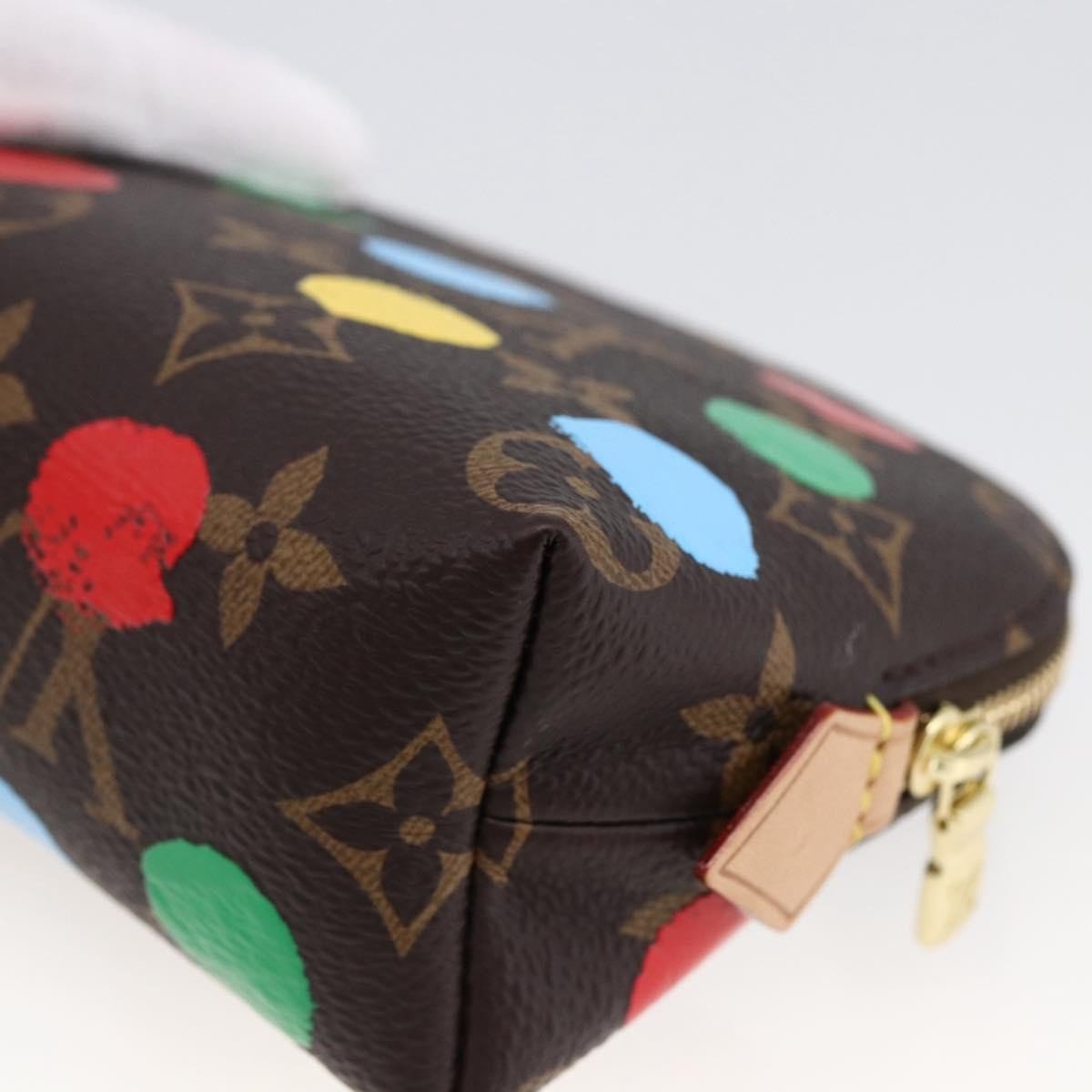 Louis Vuitton × Yayoi Kusama Cosmetic Pouch Tela Monogram Pois Dipinti 2023 - Etoilux
