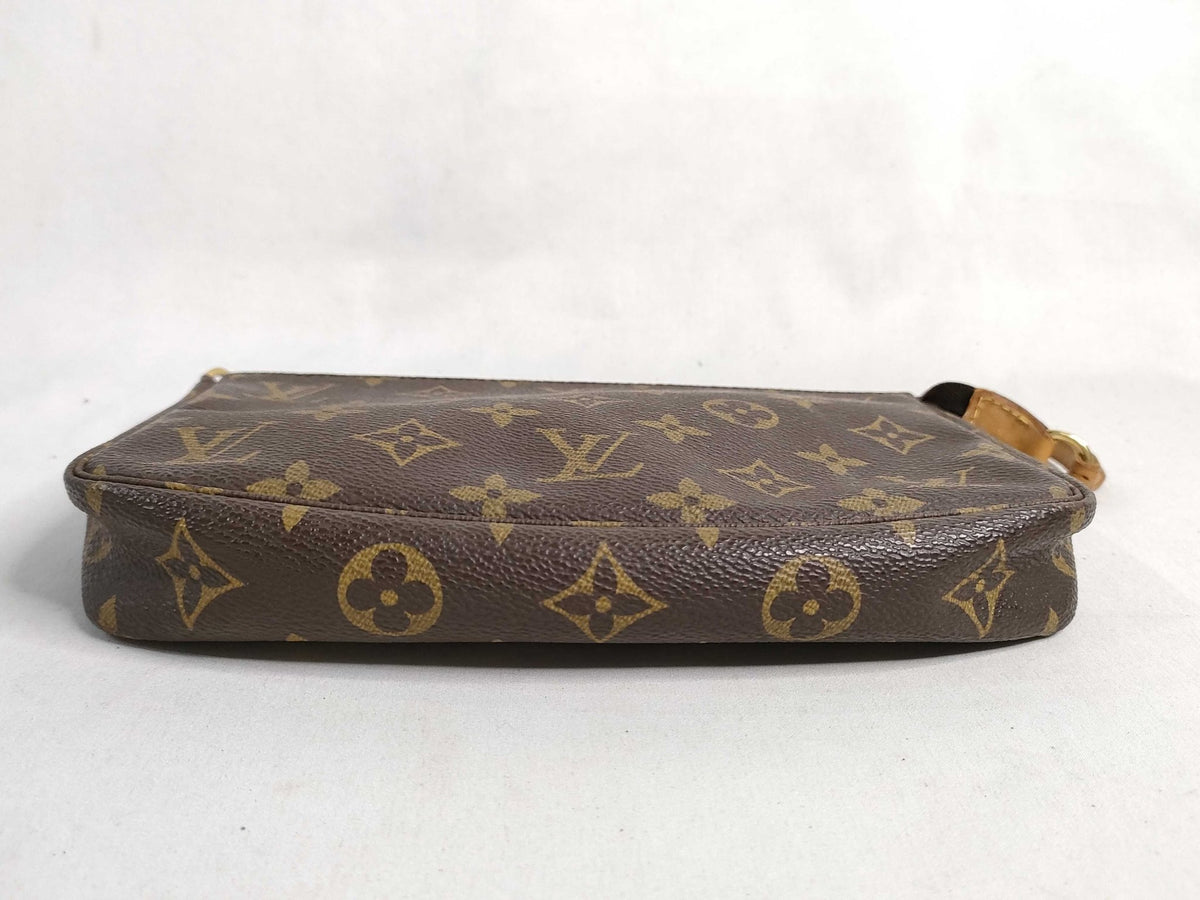 Louis Vuitton Pochette Randonnée - Etoilux