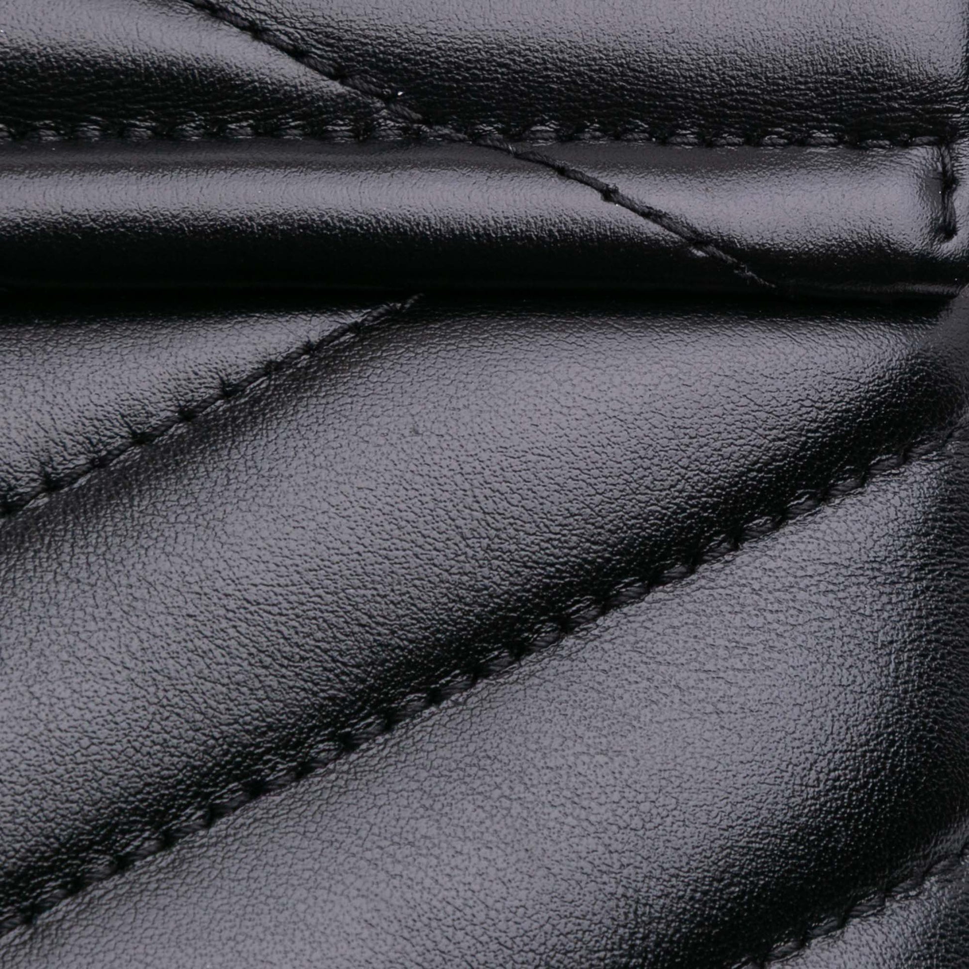 Saint Laurent Piccola borsa a tracolla LouLou in pelle di vitello con monogramma - Etoilux