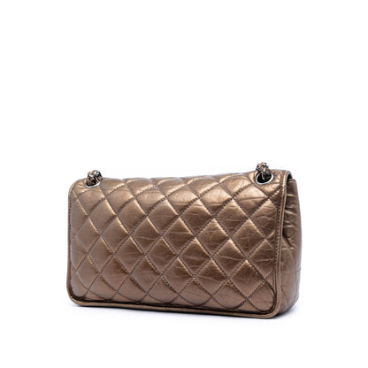 Chanel Flap Bag Pelle Metallizzata Bronzo con Logo Ovale — Serie 10723094, 2005/2006 - Etoilux