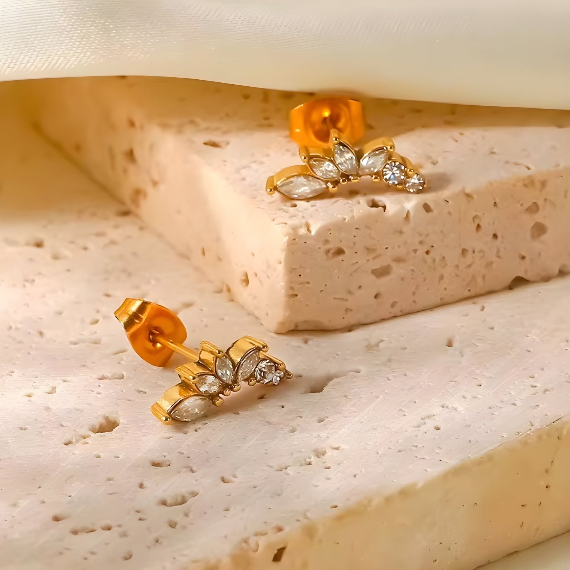 BEHI JOSA EARRINGS - Etoilux
