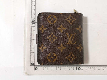 Louis Vuitton Compact Zip