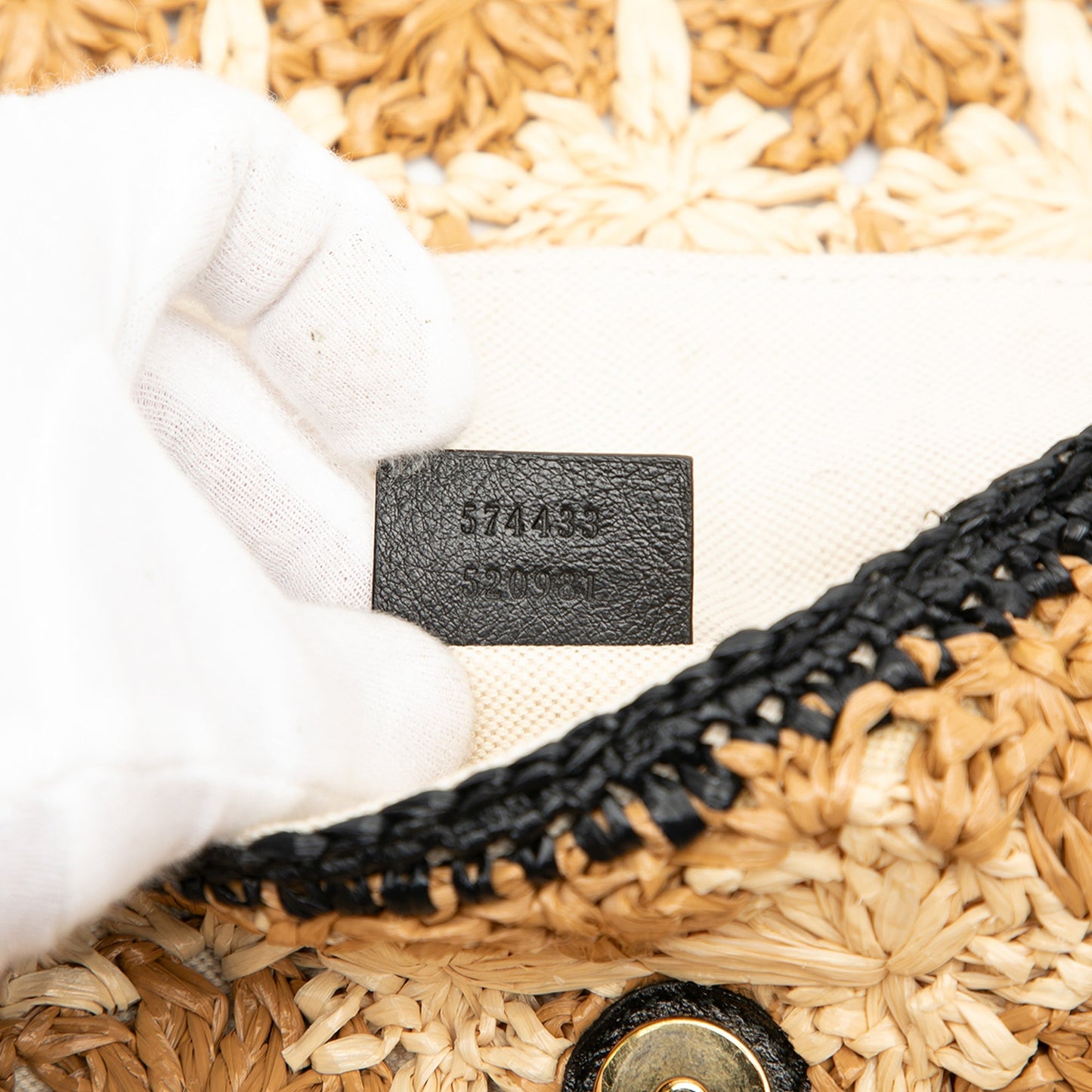 Gucci – GG Marmont Piccola Borsa a Tracolla in Rafia Intrecciata - Etoilux