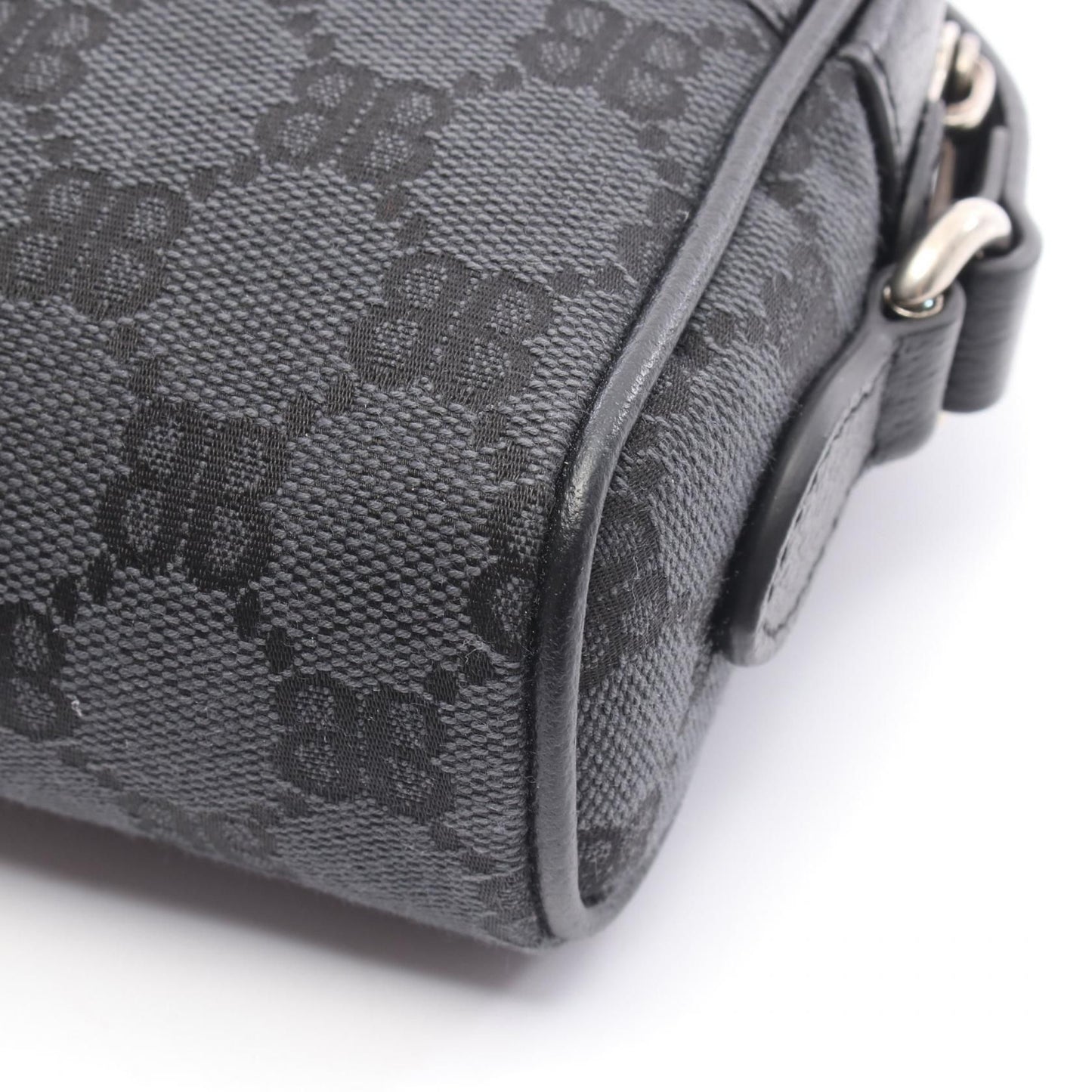 Gucci × Balenciaga The Hacker Project Mini Camera Bag GG Supreme Canvas Nero – 18 cm - Etoilux