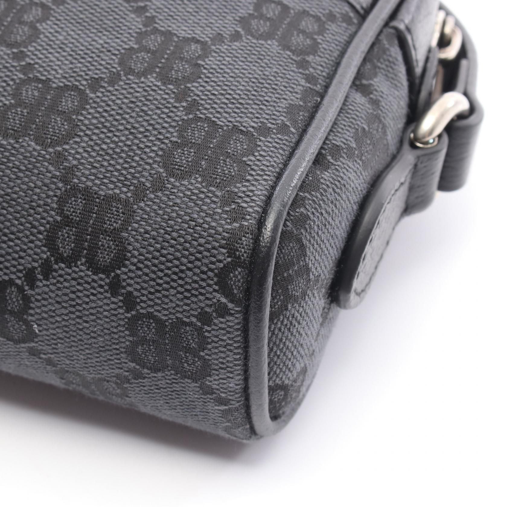 Gucci × Balenciaga The Hacker Project Mini Camera Bag GG Supreme Canvas Nero – 18 cm - Etoilux