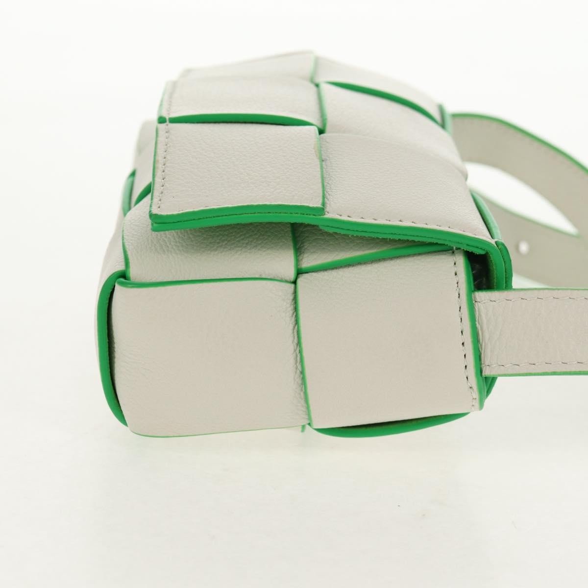 Bottega Veneta Cassette Mini Maxi Intrecciato Bianco/Verde – 12 cm - Etoilux