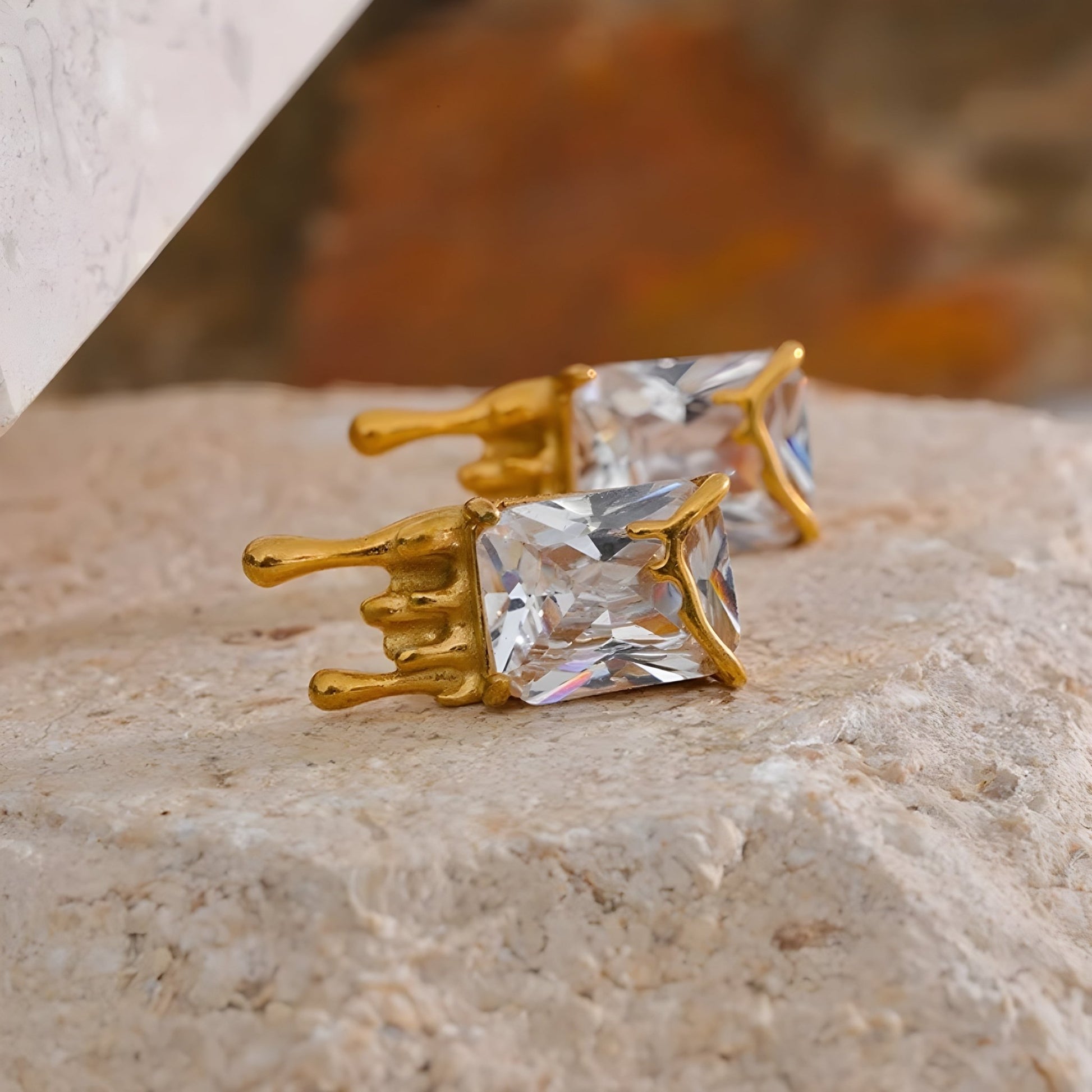 BEHI TIARA EARRINGS - Etoilux