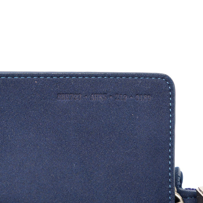 Fendi Baguette Chain Midi Tessuto Zucca in Rilievo Blu Navy – 22 cm - Etoilux