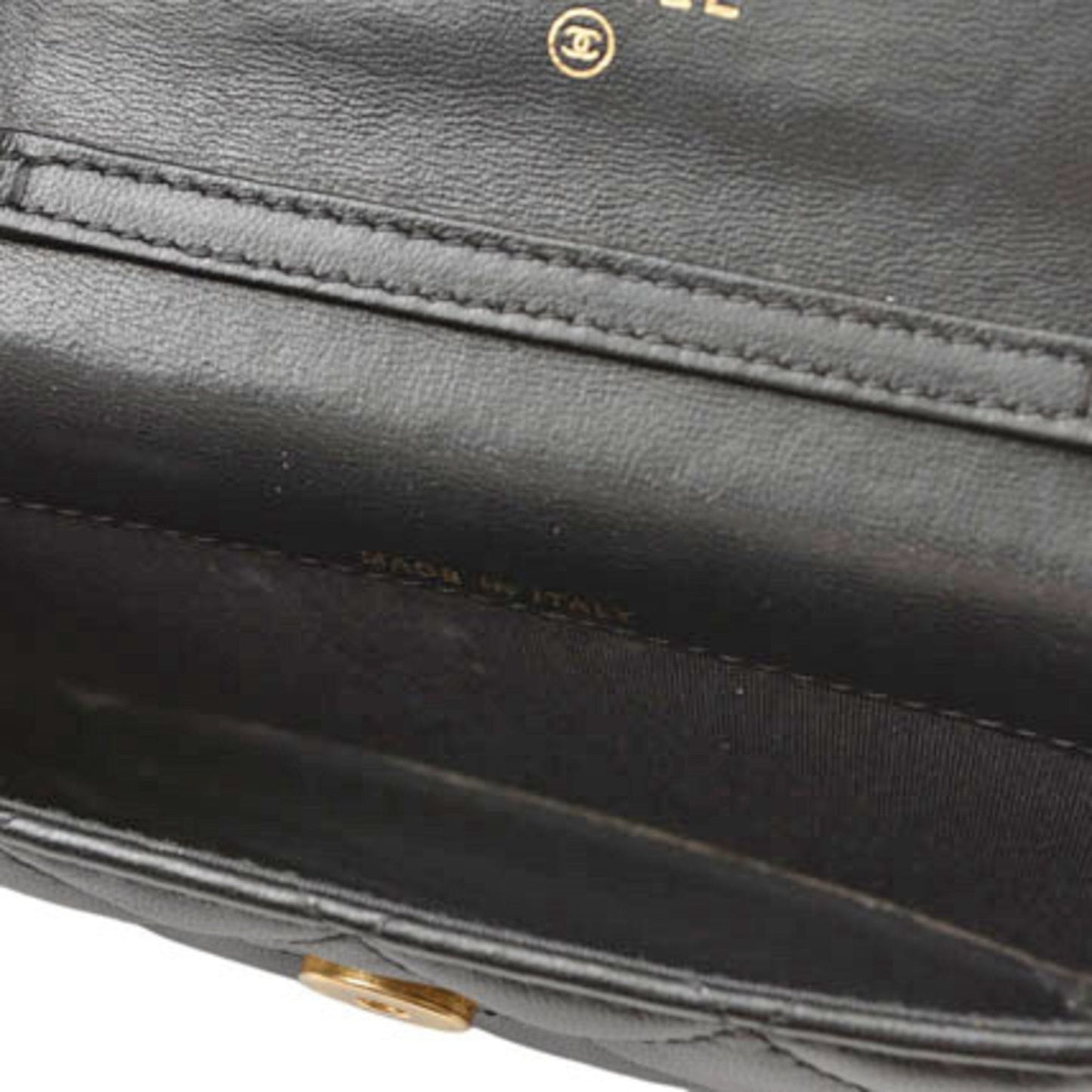 Chanel Wallet on Chain in pelle nera con catena dorata intrecciata – Ref. 31409975 - Etoilux