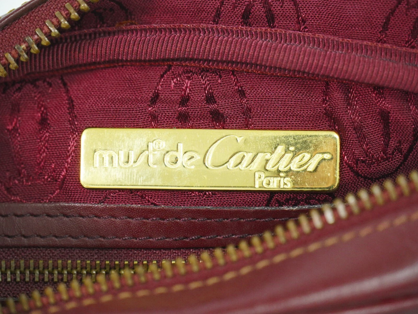 Cartier Must de Cartier Bordeaux in Pelle – Crossbody Vintage - Etoilux