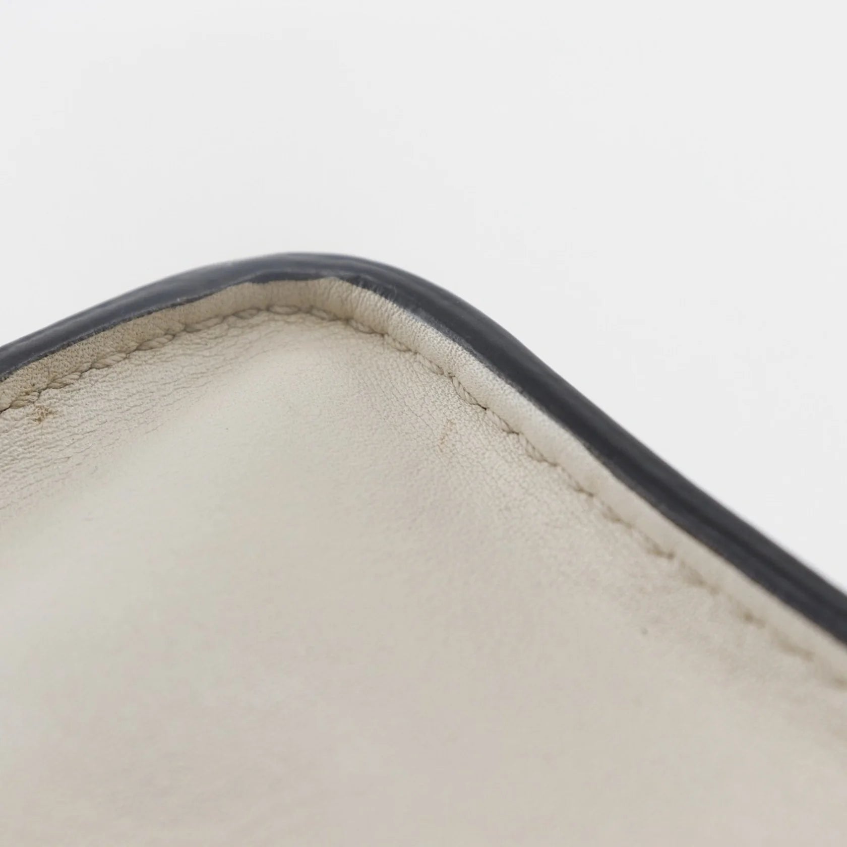 Céline Nano Luggage in Pelle Tricolore – Nero, Marrone e Bianco Sporco - Etoilux