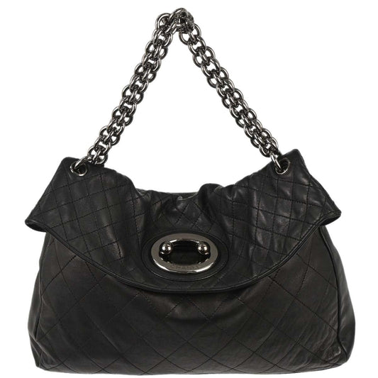 Chanel Luxe Ligne hobo flap bag pelle agnello nera quilted vista frontale