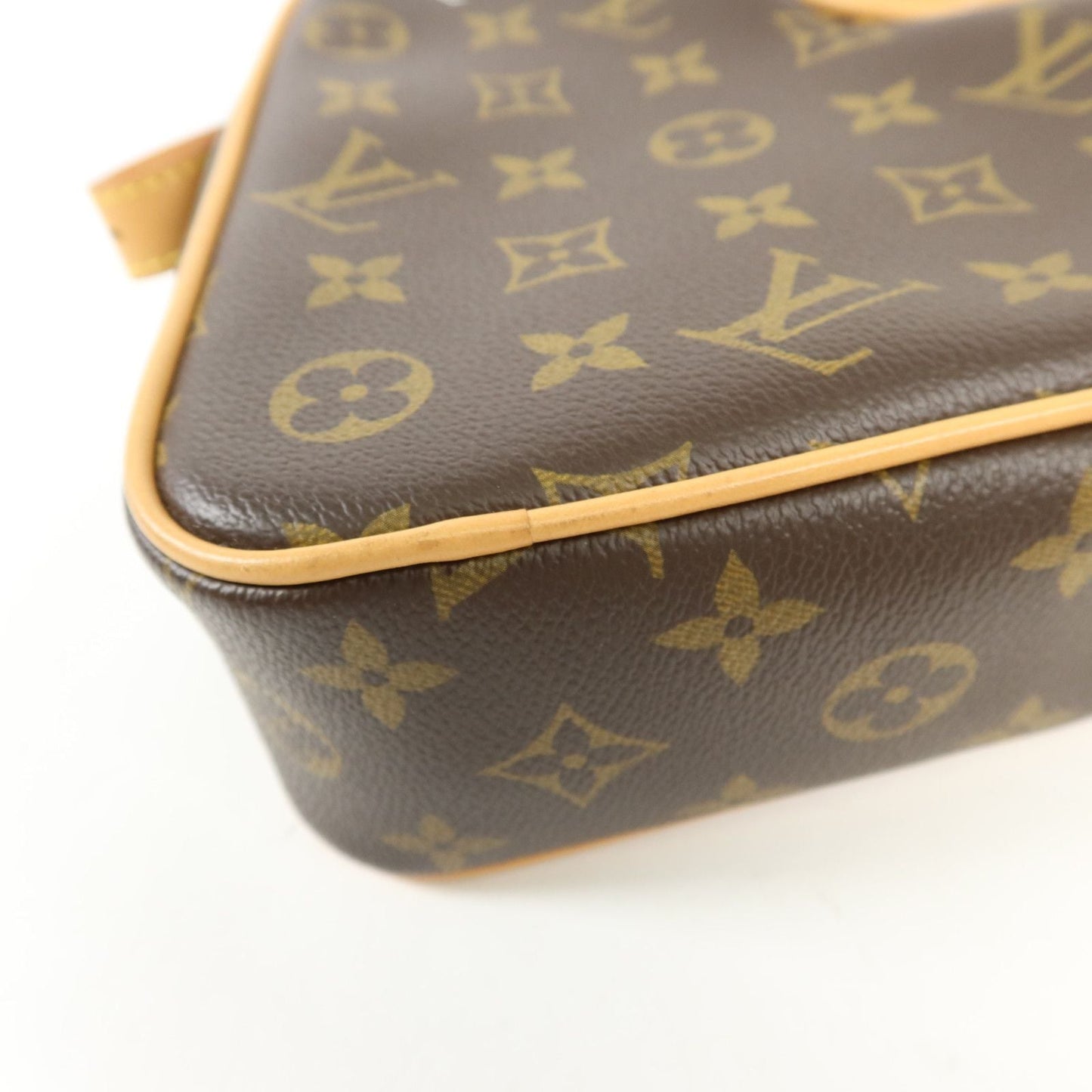 Louis Vuitton Game On Coeur Monogram Canvas – 22 cm | Edizione Limitata - Etoilux
