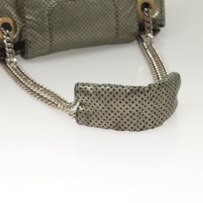 Chanel Drill Flap Bag in Pelle Traforata Metallizzata – Argento - Etoilux