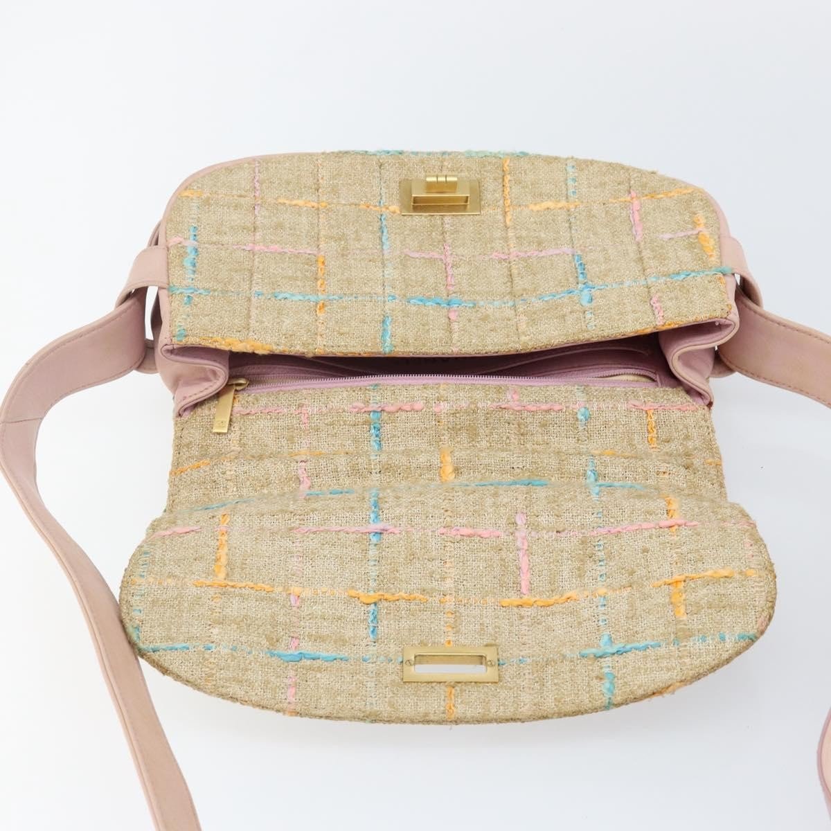 Chanel Chocolate Bar 2.55 in Tweed Multicolore – Beige/Rosa - Etoilux