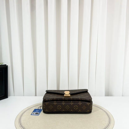 Louis Vuitton Pochette Métis – Monogram Canvas - Etoilux