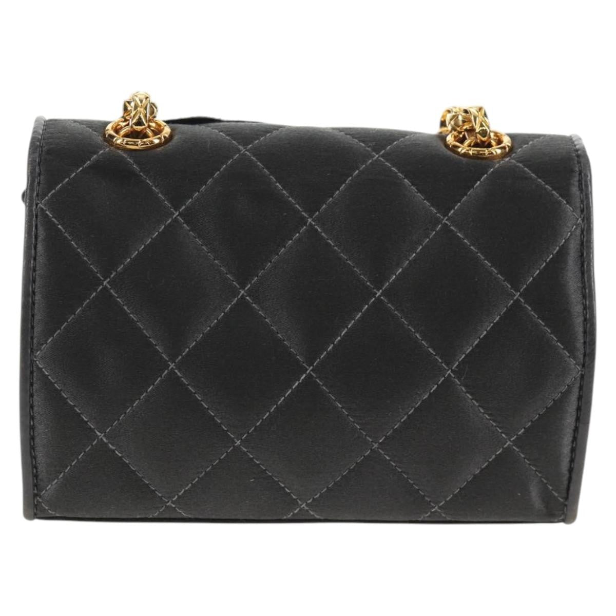 Chanel Mini Flap Bag Vintage Camellia Raso Nero – 15 cm - Etoilux