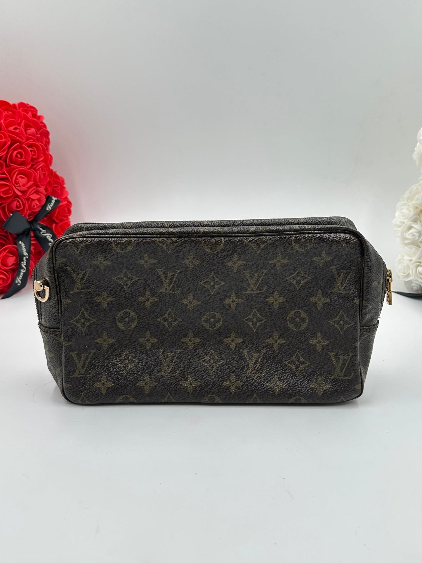 
Louis Vuitton Trousse 28 Monogram Vintage – Etoilux