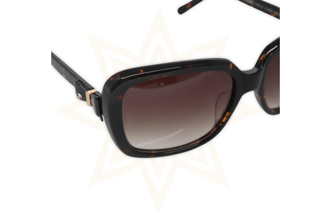 CHANEL – Occhiali da Sole Vintage Rari - Etoilux