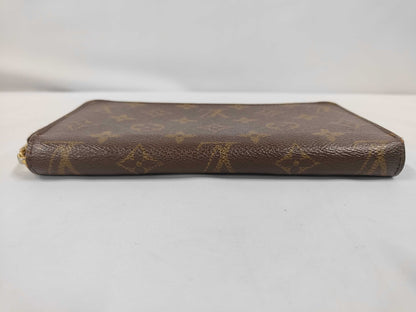 Louis Vuitton Zippy