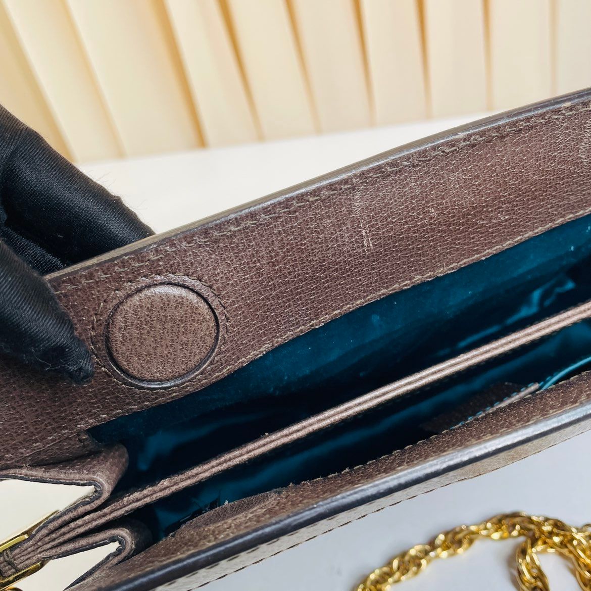 Gucci – Ophidia Canvas Retro con Tracolla in Catena – 26 × 7 × 17.5 cm - Etoilux