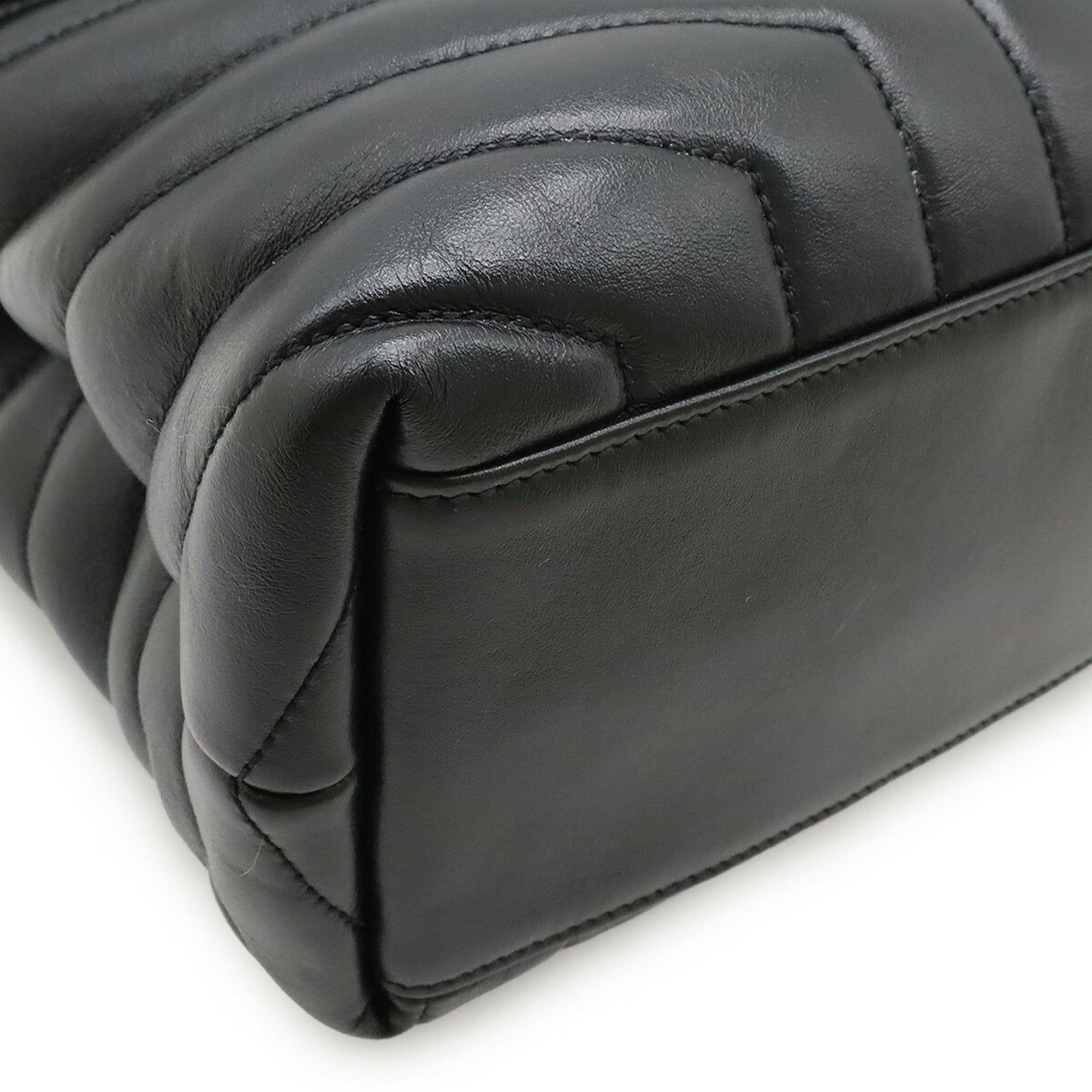 Saint Laurent – Loulou Medium in pelle trapuntata nera - Etoilux