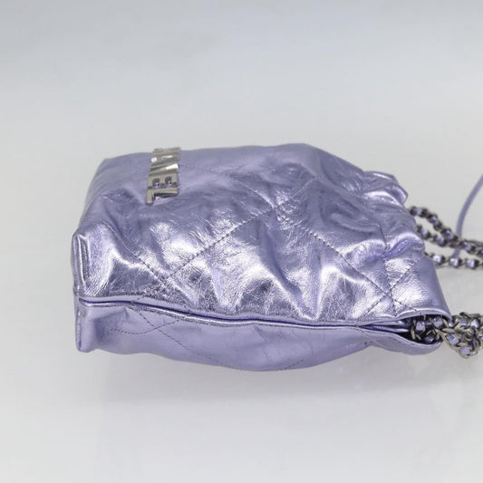 Chanel 22 Mini Hobo Pelle di Vitello Metallizzata Lilla – 17 cm - Etoilux