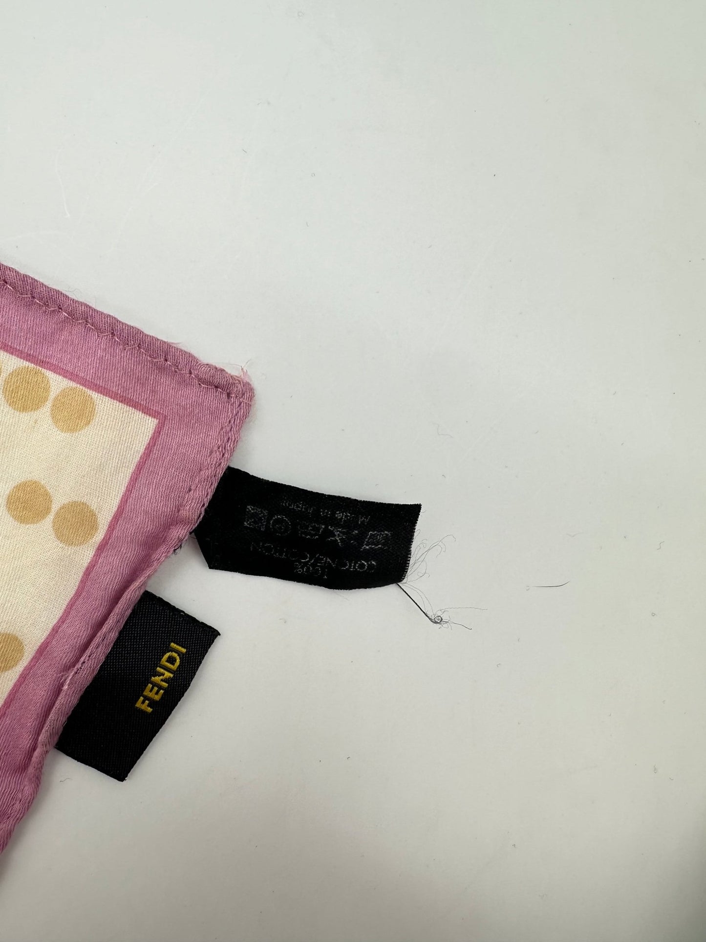 Fendi Foulard Pocket Square Cotone FF Dots Avorio/Rosa — 47 cm - Etoilux