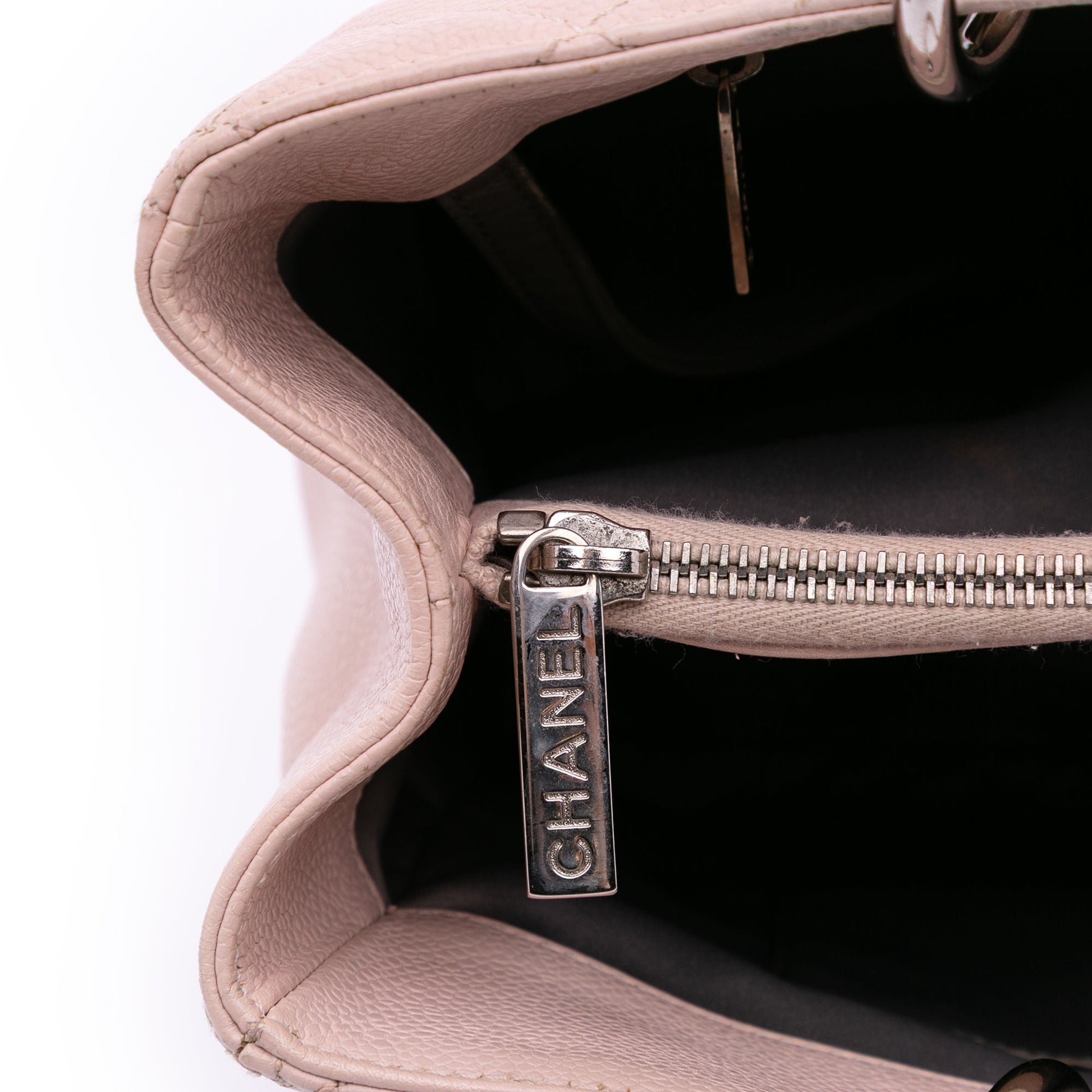 Chanel Borsa della spesa Caviar Grand - Etoilux