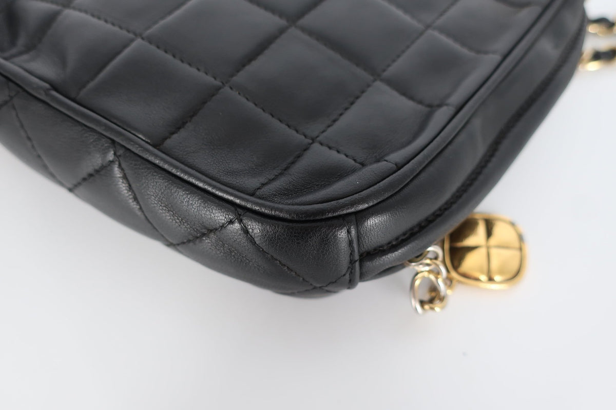 Chanel Matelassé con Catena - Etoilux