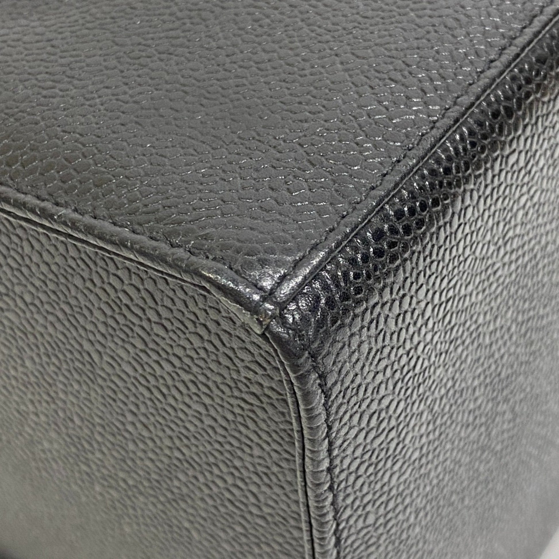 Chanel Vanity Case in Pelle Nera – Vintage - Etoilux